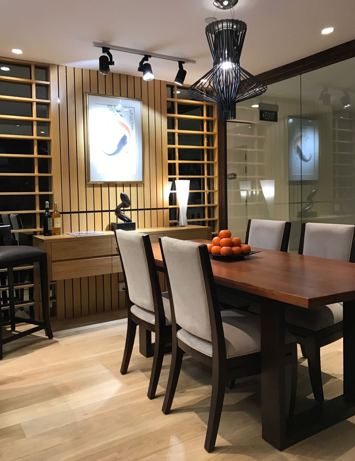 Gallery Dining 4